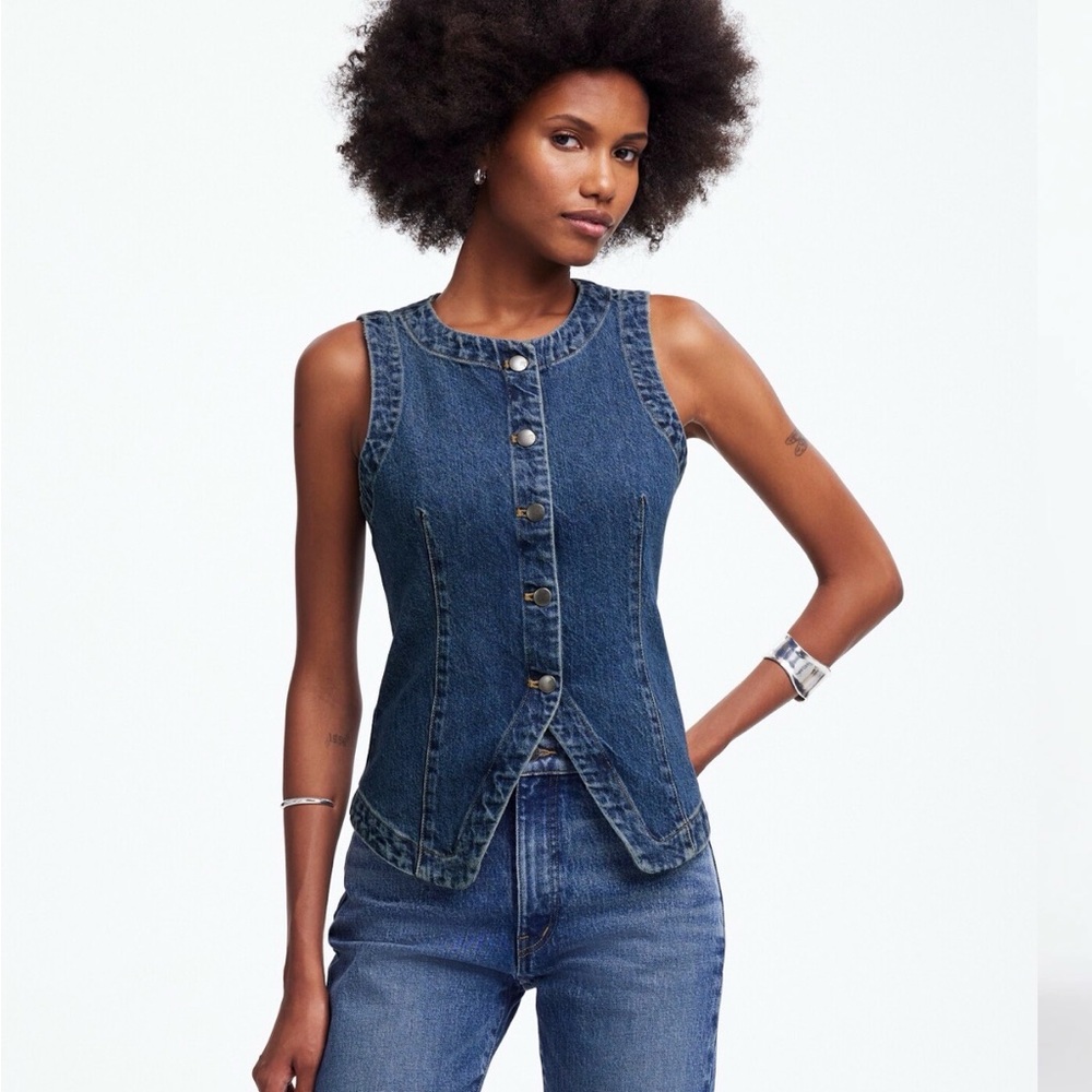 Madewell Denim Crewneck Vest in Concho Wash
